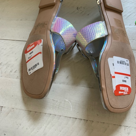 New DKNY Thong Flat Sandals - Picture 7 of 8